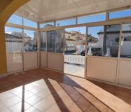 Дом в Ориуэле 76 кв.м с террасой в 3 км от моря