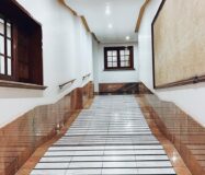 Апартаменты в Торревьехе 72 кв.м у моря с лифтом