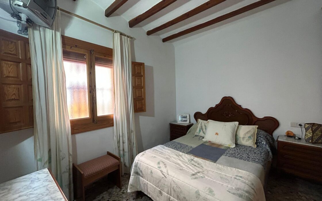 Будинок в Полопе, Аликанте, 3 спальні з терасою 242 кв.м.