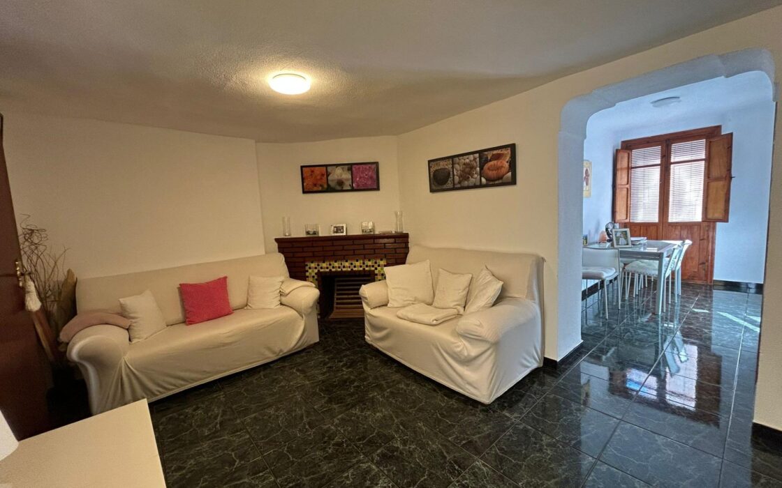 Будинок в Полопе, Аликанте, 3 спальні з терасою 242 кв.м.