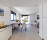 Нові квартири біля моря в Гран-Алаканте, 2-3 кімнати, 96 кв.м.