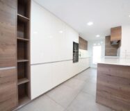 Будинок в Мутсамеле, 197 кв.м, 7 кімнат, тераса та барбекю