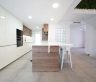 Будинок в Мутсамеле, 197 кв.м, 7 кімнат, тераса та барбекю