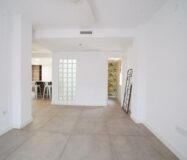 Будинок в Мутсамеле, 197 кв.м, 7 кімнат, тераса та барбекю