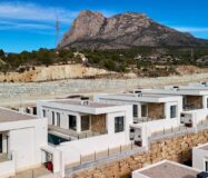 Вілла у Фінестраті 107 кв.м з басейном та видом на море