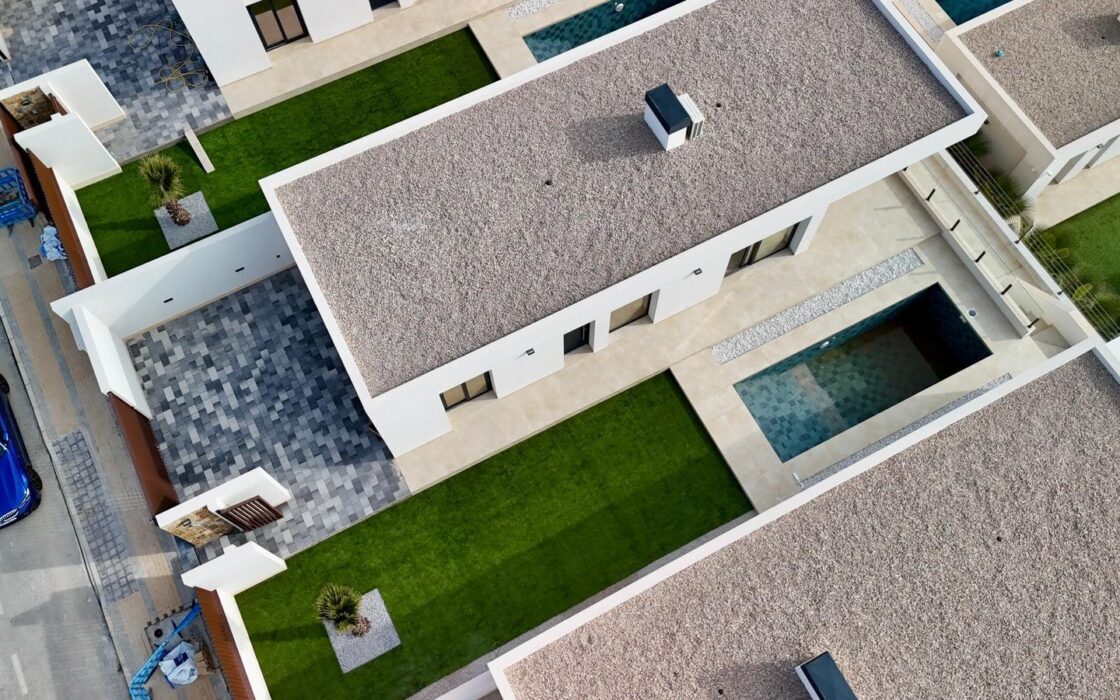 Вілла у Фінестраті 107 кв.м з басейном та видом на море