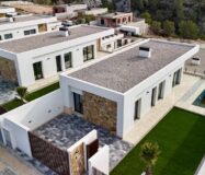 Вілла у Фінестраті 107 кв.м з басейном та видом на море