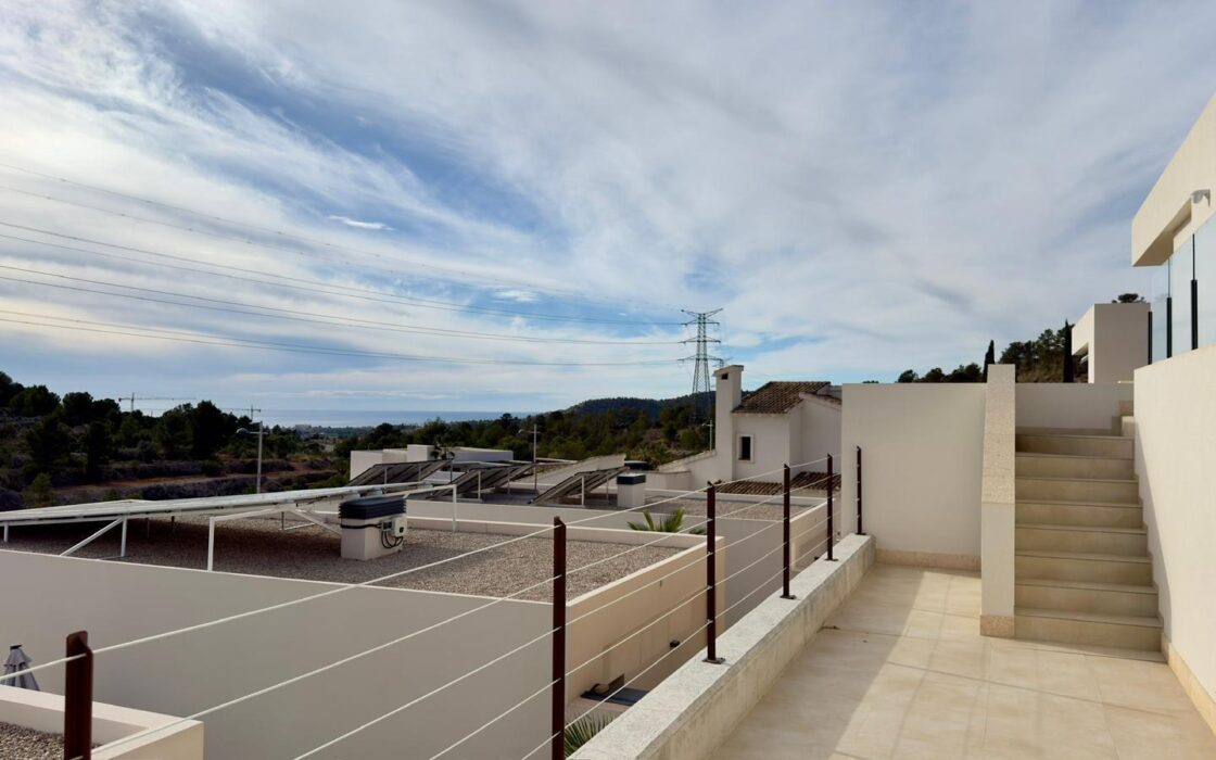 Вілла у Фінестраті 107 кв.м з басейном та видом на море