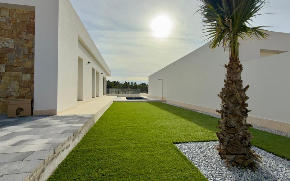 Вілла у Фінестраті 107 кв.м з басейном та видом на море