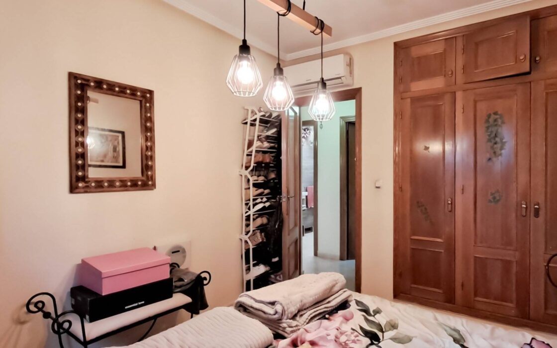 Будинок в Торрев’єсі 69 кв.м з басейном біля моря