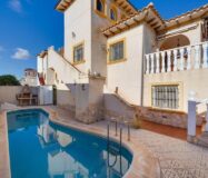 Вилла в Ориуэла Коста 125 кв.м с террасой 3 км до моря