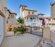 Вилла в Ориуэла Коста 125 кв.м с террасой 3 км до моря