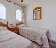 Вилла в Ориуэла Коста 125 кв.м с террасой 3 км до моря