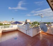 Вилла в Ориуэла Коста 125 кв.м с террасой 3 км до моря