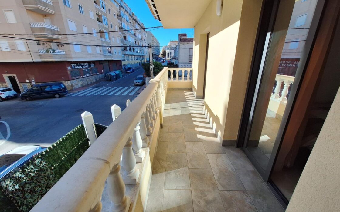 Будинок в Торрев’єсі 116 кв.м, 5 кімнат, вид на море