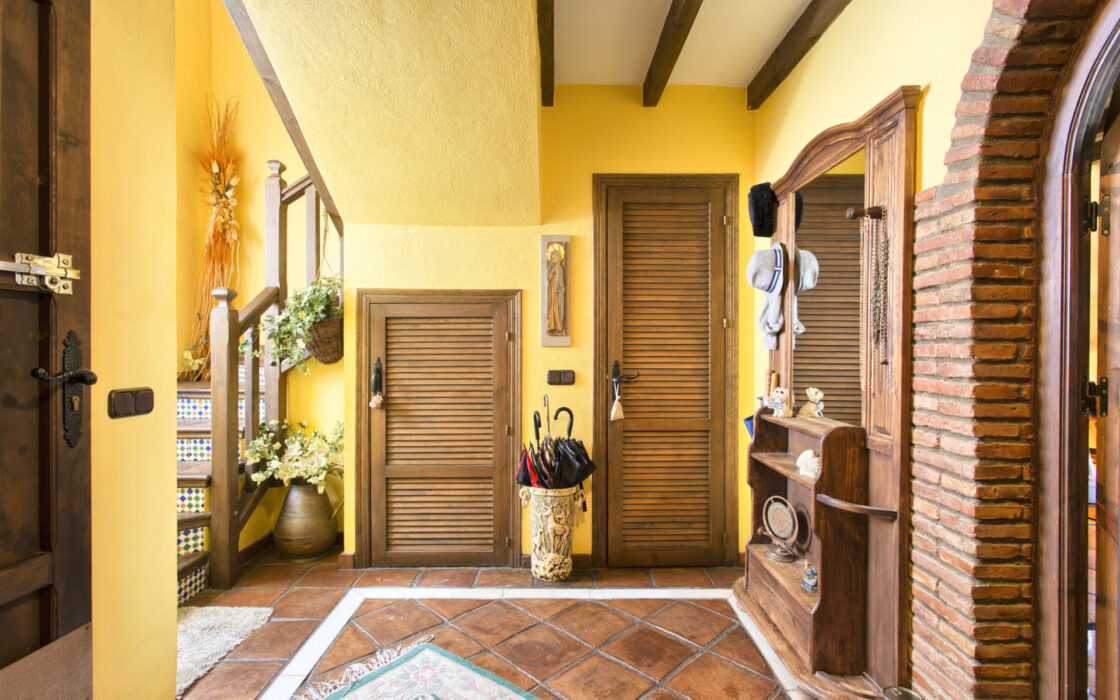 Таунхаус з терасою в Бенаавис 113 кв.м на Коста-дель-Соль