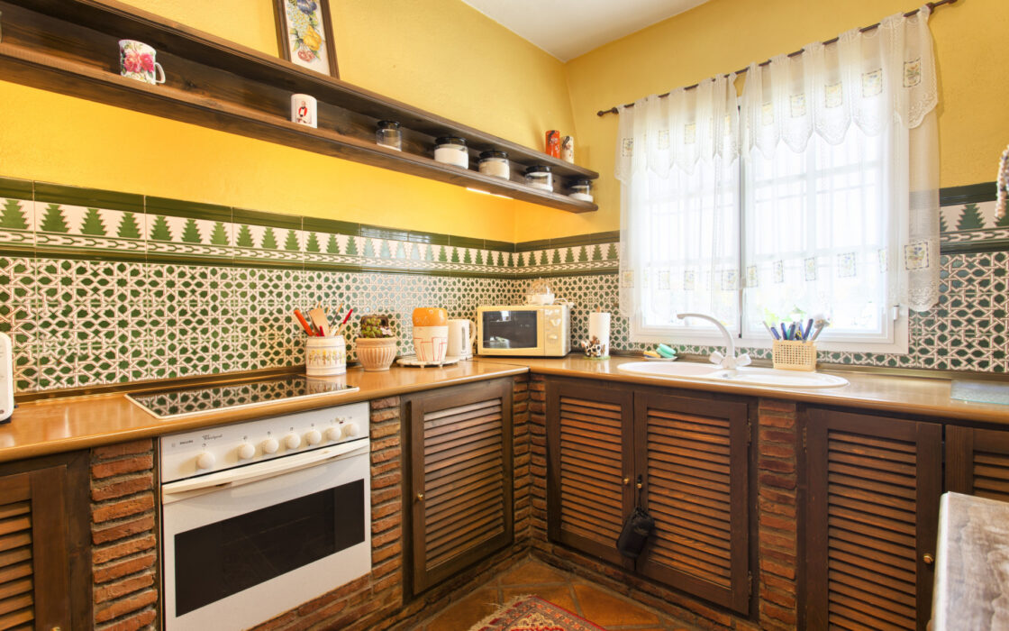 Таунхаус з терасою в Бенаавис 113 кв.м на Коста-дель-Соль