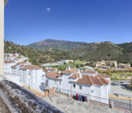 Таунхаус з терасою в Бенаавис 113 кв.м на Коста-дель-Соль