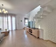 Дуплекс в Ориуэла Коста 197.98 кв.м с террасой у моря