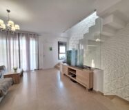 Дуплекс в Ориуэла Коста 197.98 кв.м с террасой у моря