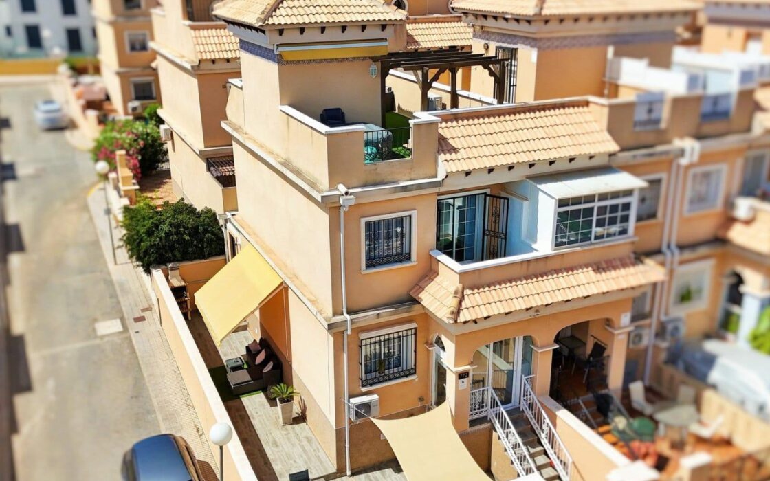 Дуплекс у моря в Ориуэла Коста 77 кв.м, 4 кімнати