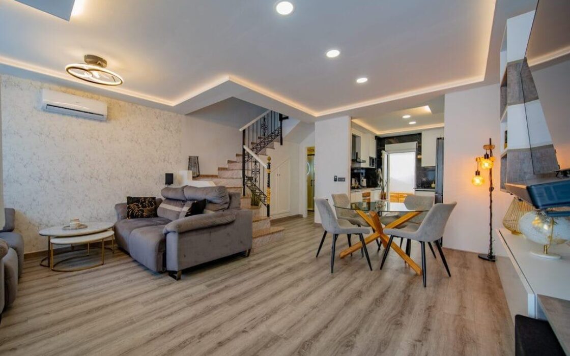 Дуплекс у моря в Ориуэла Коста 77 кв.м, 4 кімнати