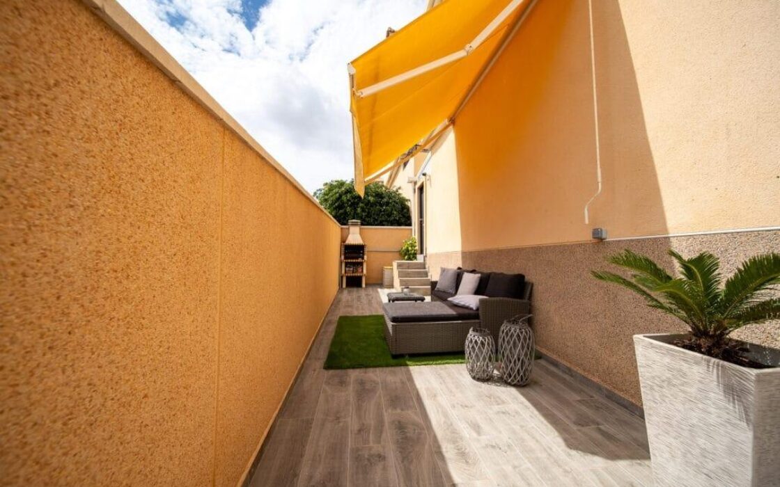 Дуплекс у моря в Ориуэла Коста 77 кв.м, 4 кімнати