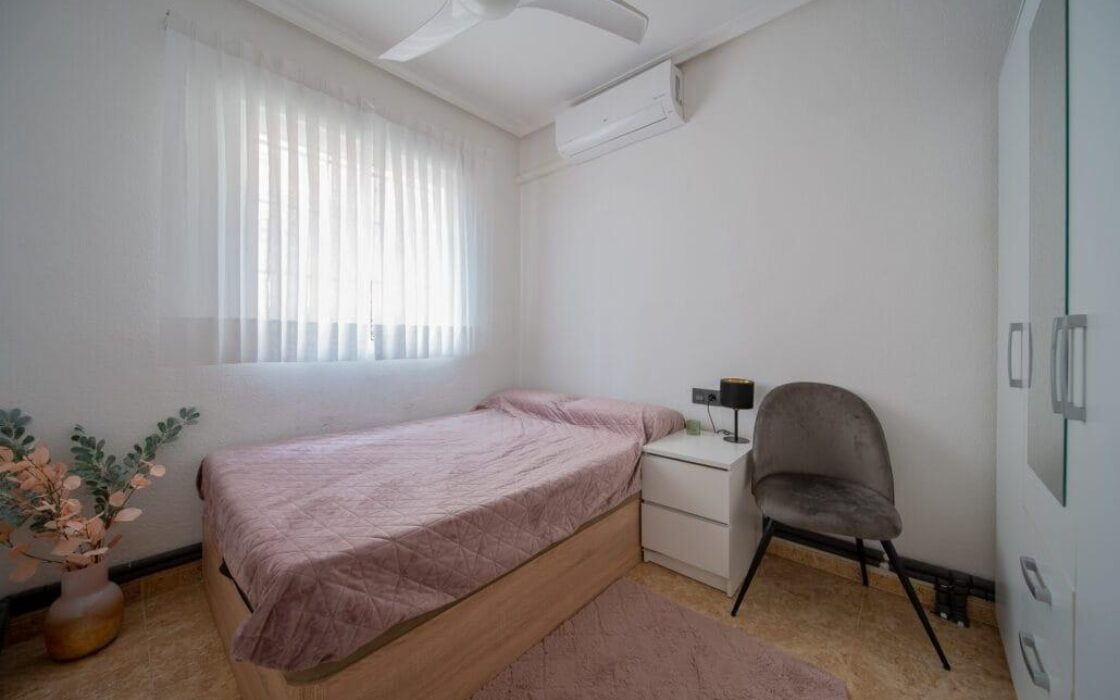 Дуплекс у моря в Ориуэла Коста 77 кв.м, 4 кімнати