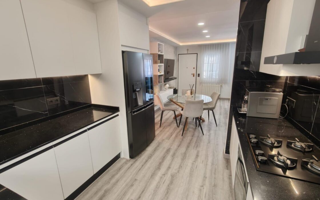 Дуплекс у моря в Ориуэла Коста 77 кв.м, 4 кімнати