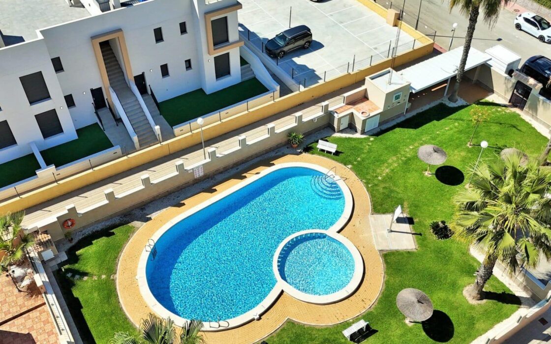 Дуплекс у моря в Ориуэла Коста 77 кв.м, 4 кімнати