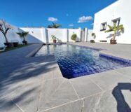 Эксклюзивное шале в Рохалес, 155 кв.м с бассейном