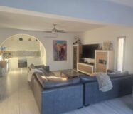 Эксклюзивное шале в Рохалес, 155 кв.м с бассейном