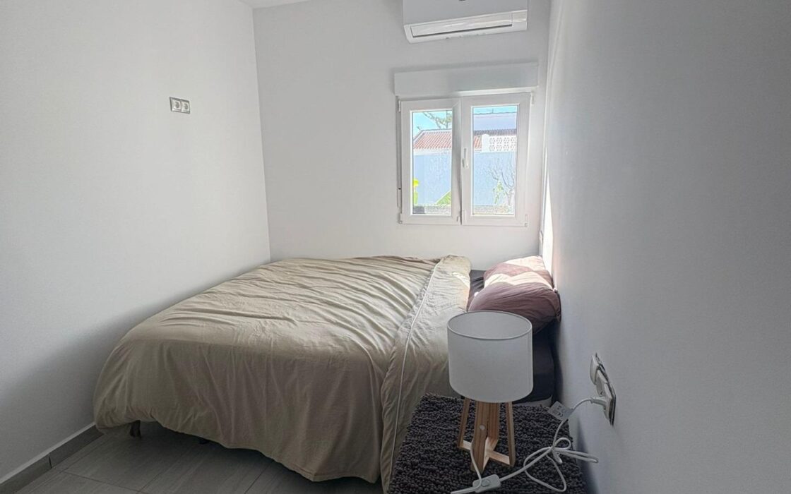 Эксклюзивное шале в Рохалес, 155 кв.м с бассейном