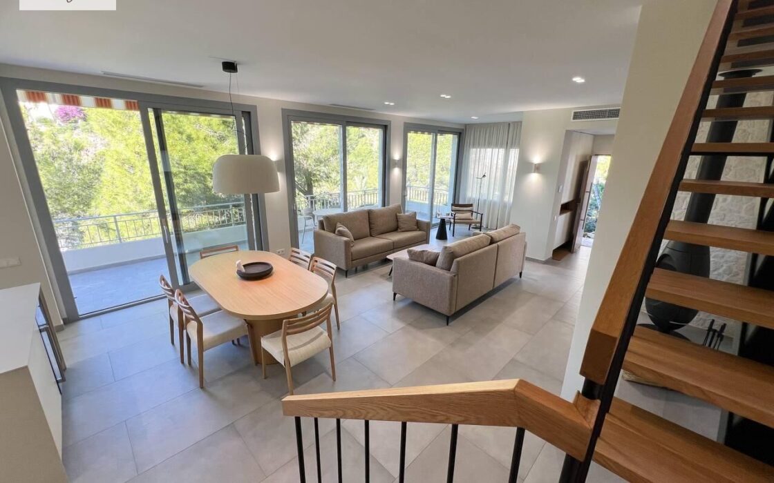 Будинок преміум-класу в Кульері з терасами біля моря 333,7 кв.м