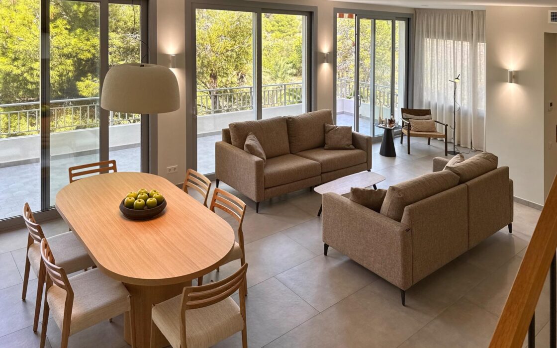 Будинок преміум-класу в Кульері з терасами біля моря 333,7 кв.м