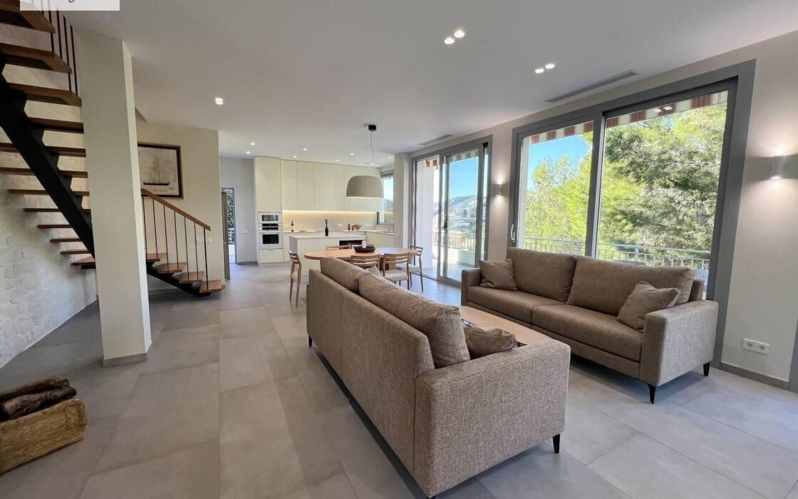 Будинок преміум-класу в Кульері з терасами біля моря 333,7 кв.м