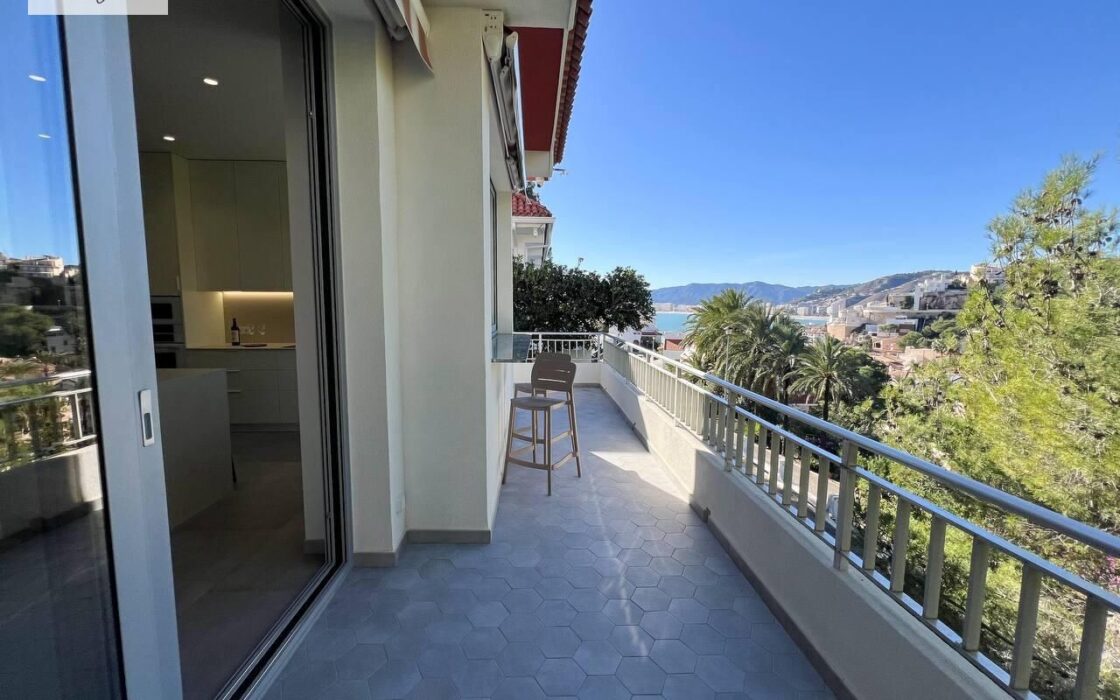 Будинок преміум-класу в Кульері з терасами біля моря 333,7 кв.м