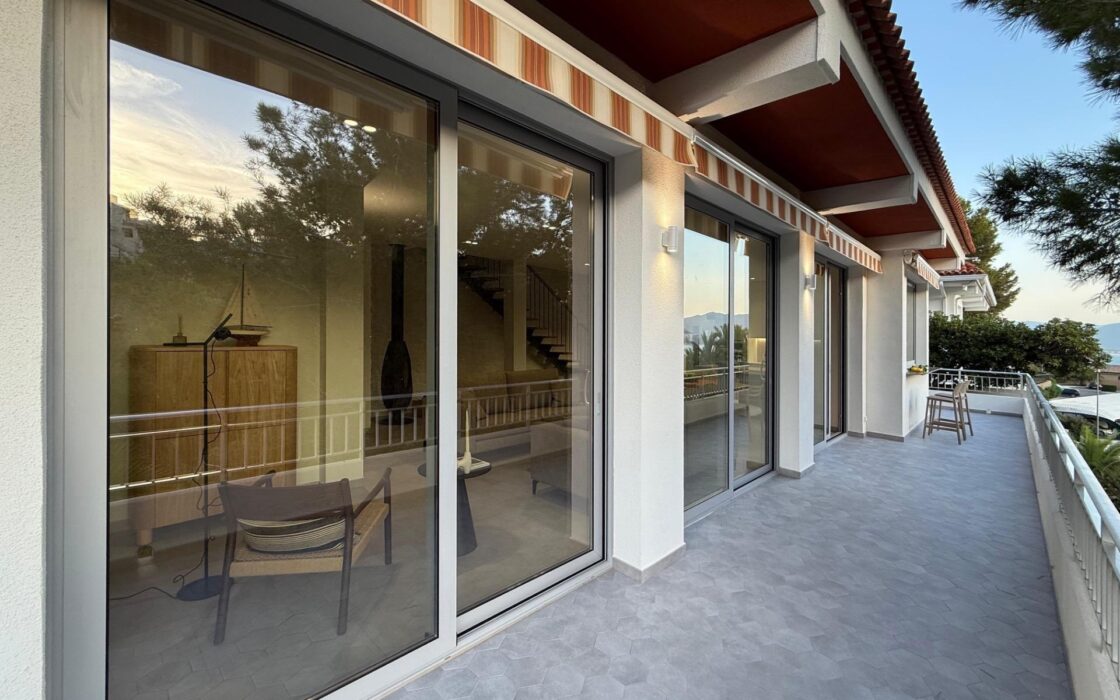 Будинок преміум-класу в Кульері з терасами біля моря 333,7 кв.м