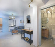 Отремонтированный таунхаус у пляжа в Калета-де-Велес 95 кв.м