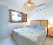 Отремонтированный таунхаус у пляжа в Калета-де-Велес 95 кв.м