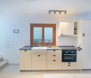 Отремонтированный таунхаус у пляжа в Калета-де-Велес 95 кв.м