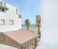 Отремонтированный таунхаус у пляжа в Калета-де-Велес 95 кв.м