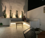 Отремонтированный таунхаус у пляжа в Калета-де-Велес 95 кв.м