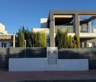 Дом в Торревьехе 99 кв.м с 3 спальнями у моря