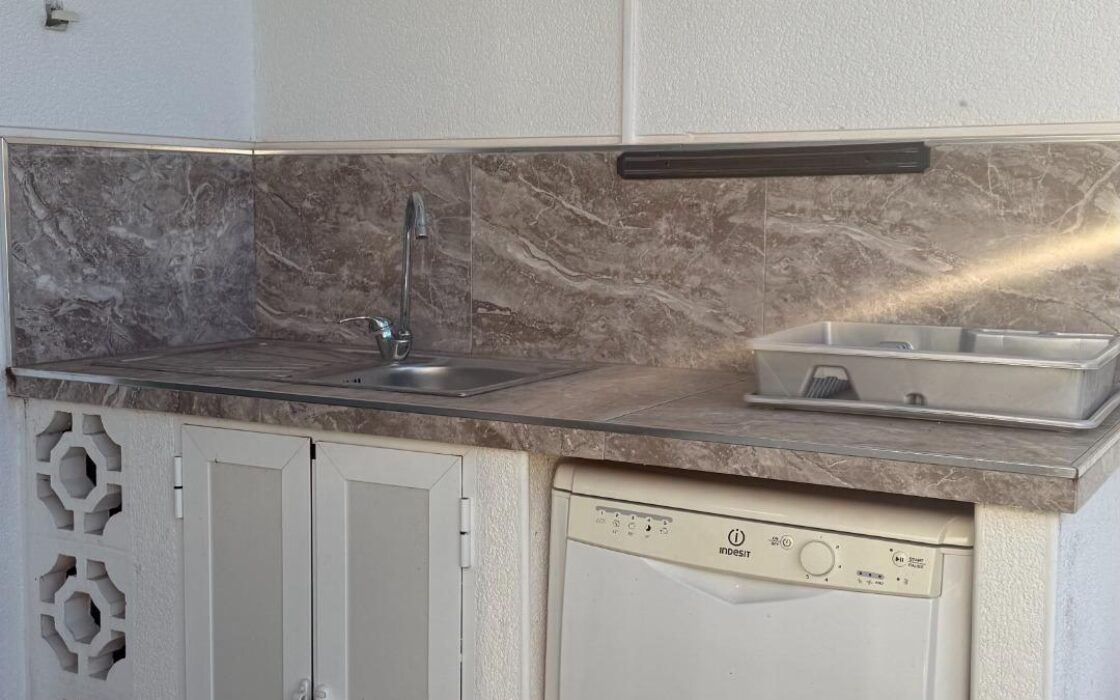 Дом в Торревьехе 99 кв.м с 3 спальнями у моря