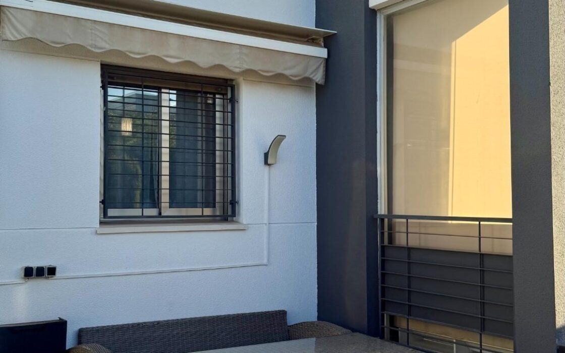 Дом в Торревьехе 99 кв.м с 3 спальнями у моря