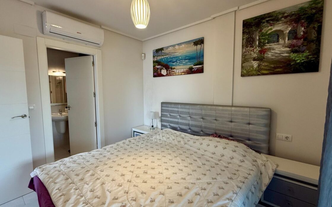 Дом в Торревьехе 99 кв.м с 3 спальнями у моря