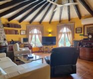 Чарівний будинок у Кальпі з 3 спальнями біля пляжу