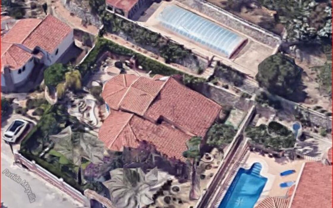 Чарівний будинок у Кальпі з 3 спальнями біля пляжу