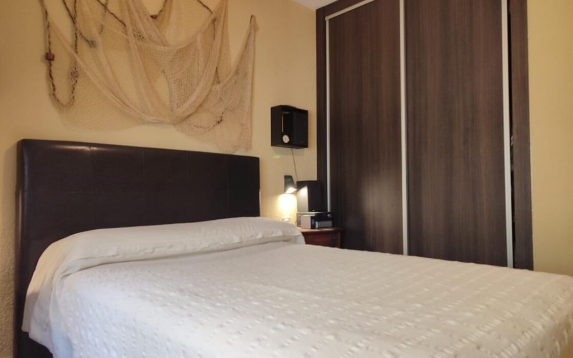 Чарівний будинок у Кальпі з 3 спальнями біля пляжу